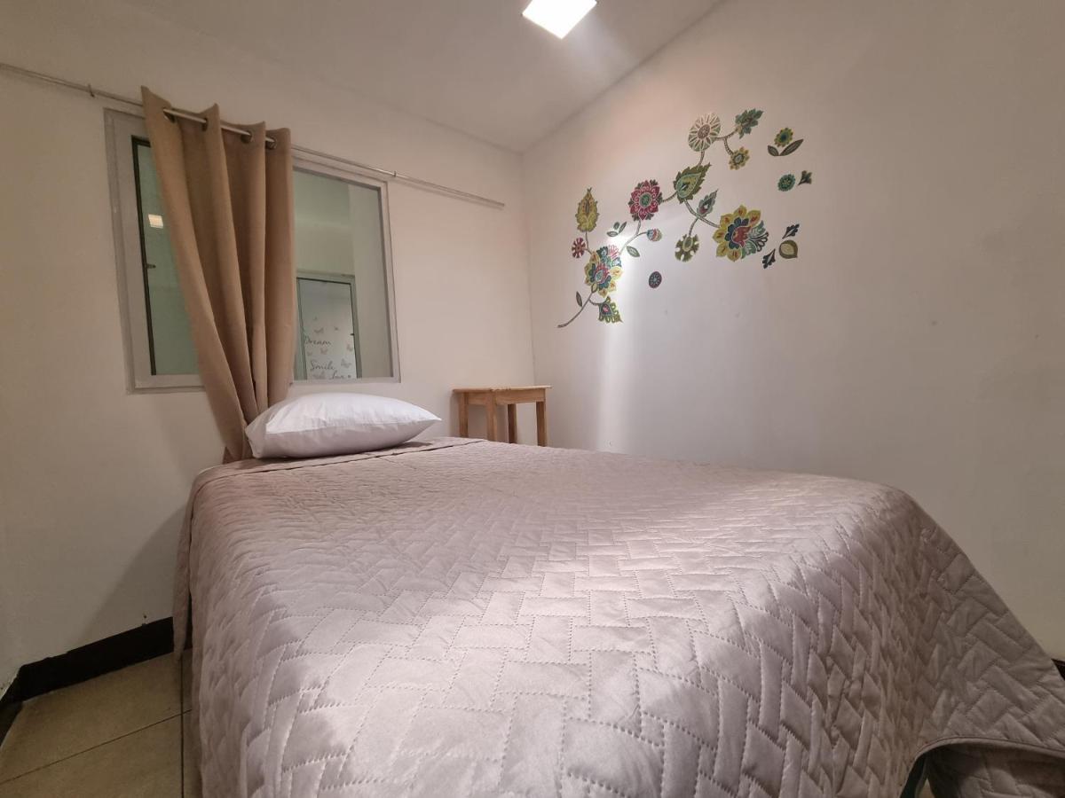 Central 10 Boutique Hostel Guatemala City Exterior photo