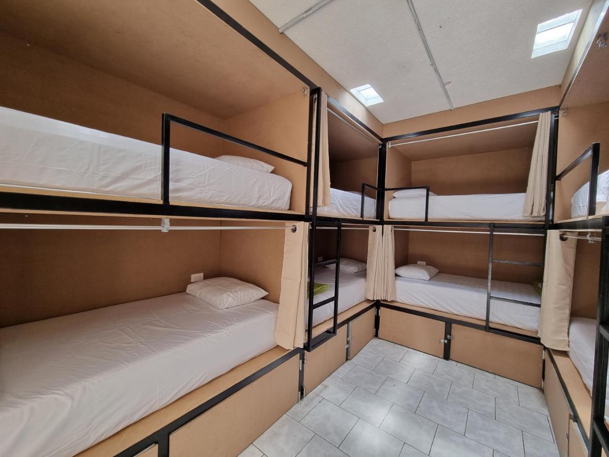 Central 10 Boutique Hostel Guatemala City Exterior photo