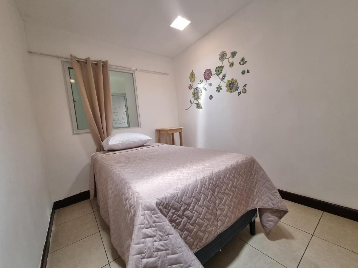 Central 10 Boutique Hostel Guatemala City Exterior photo