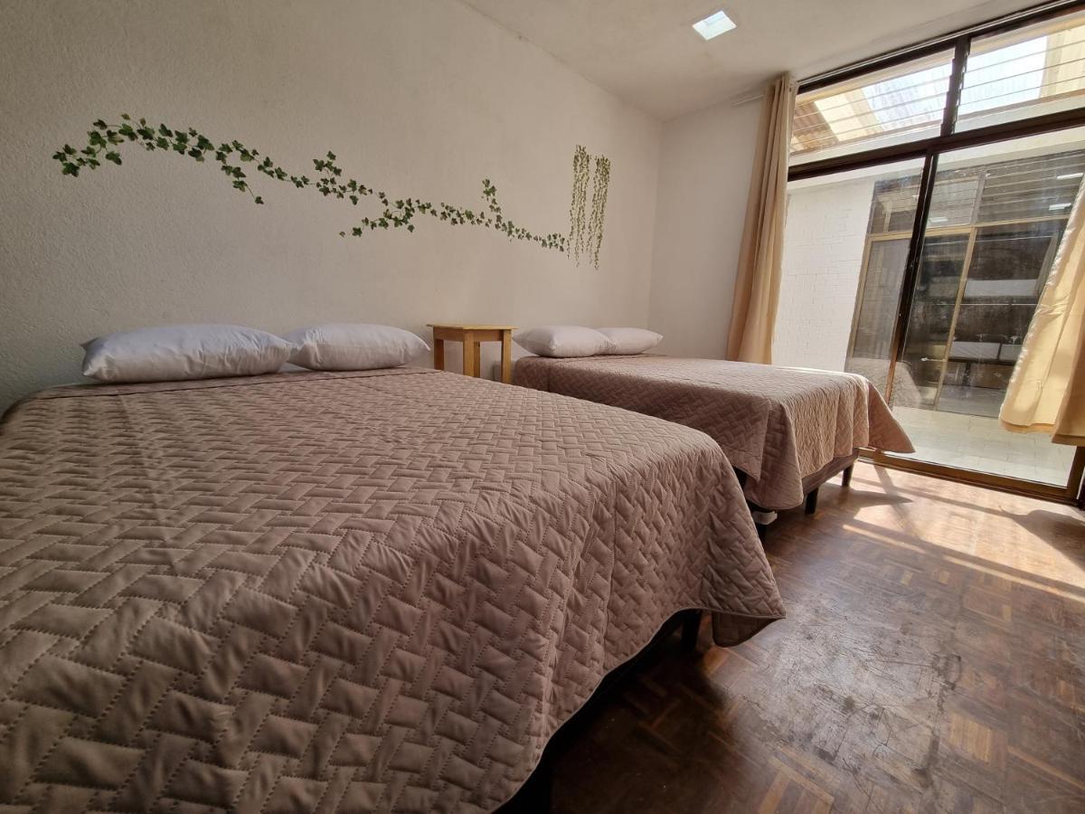 Central 10 Boutique Hostel Guatemala City Exterior photo