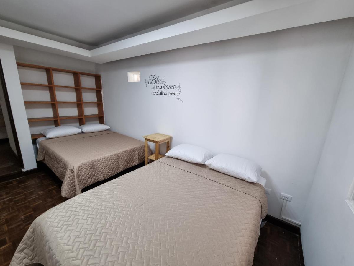 Central 10 Boutique Hostel Guatemala City Exterior photo